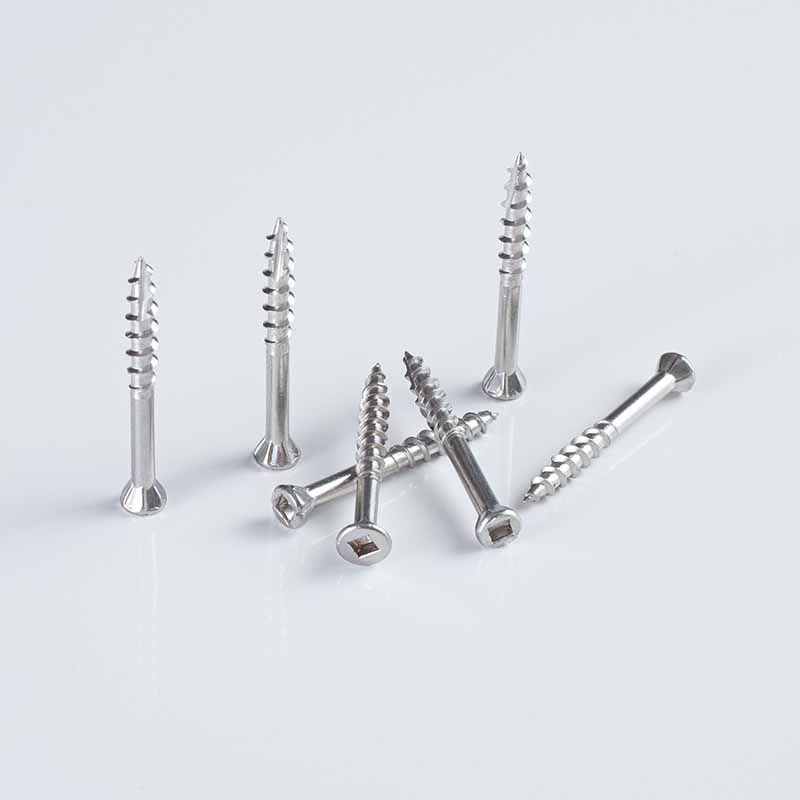 SS304 T17 Quadratische Aussparung versenkt mit schrägen Rippen 8-9x40-50 A2